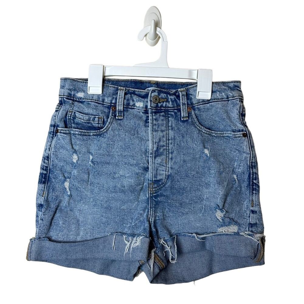 Old Navy Women’s Sky Hi Extra High Rise Distressed Light Wash Shorts Size 6